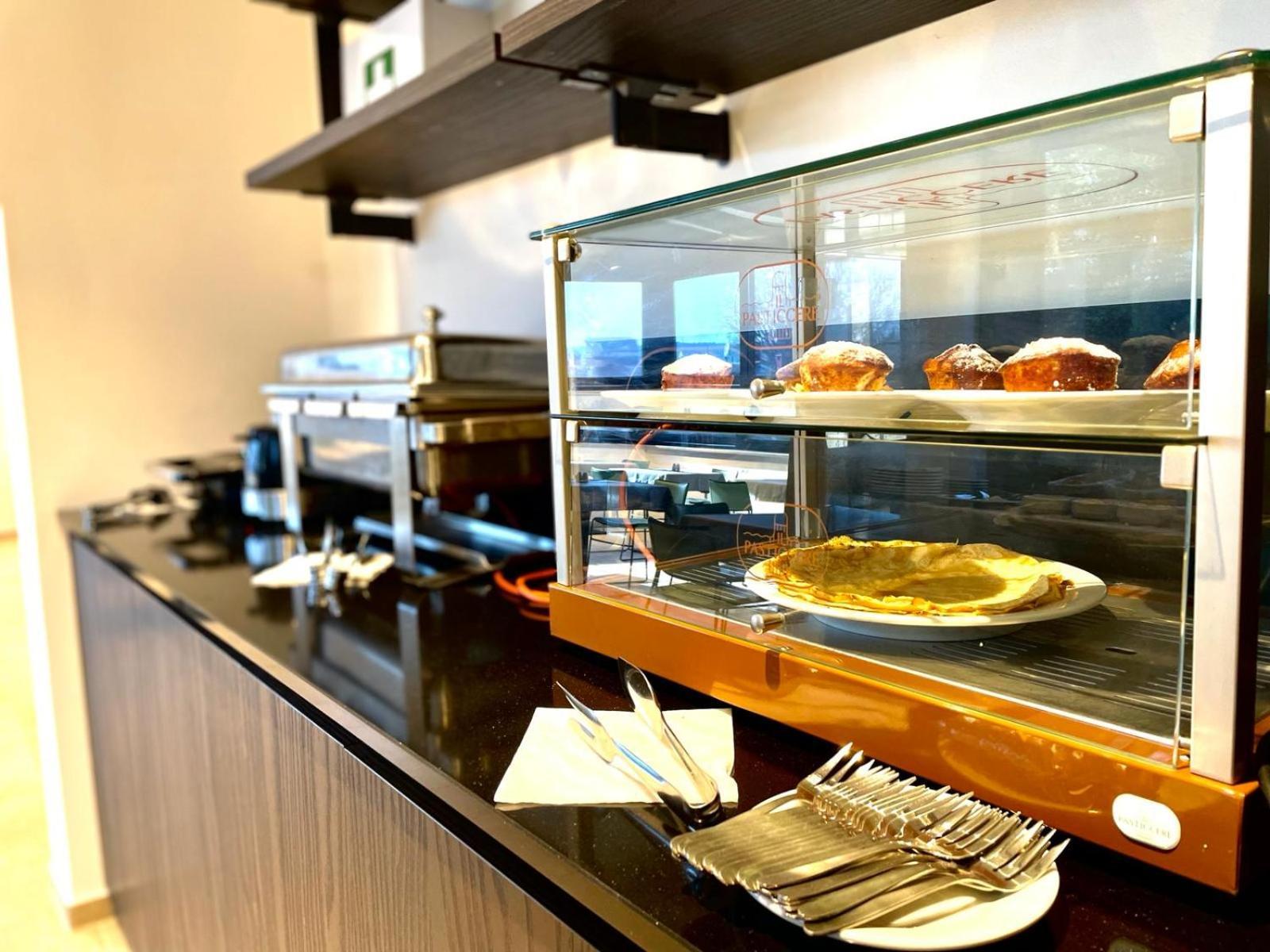 Arena Prestige Rooms Pula Ngoại thất bức ảnh